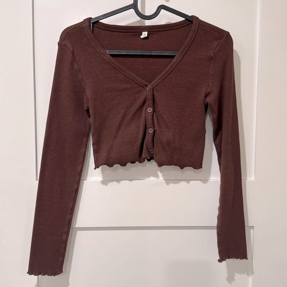 Soft material 
Never used after dry cleaned